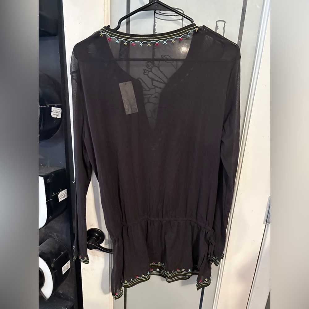 🤎 New York & Company Embroidered Top | Size XL | NWT - Picture 2 of 5